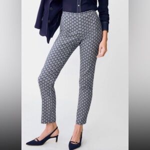 Talbots Navy and White Patterned Capris